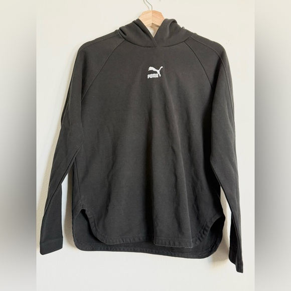 PUMA Black Hoodie - Picture 1 of 3